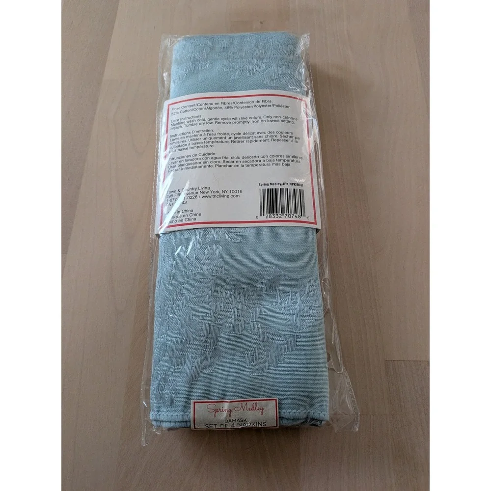 Spring Medley Mist Blue Reversible Damask Floral Napkins Set of 4 17x17 New